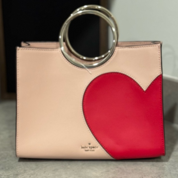 Kate Spade Heart It Sam Bag! Pre-Owned!! - Picture 2 of 10